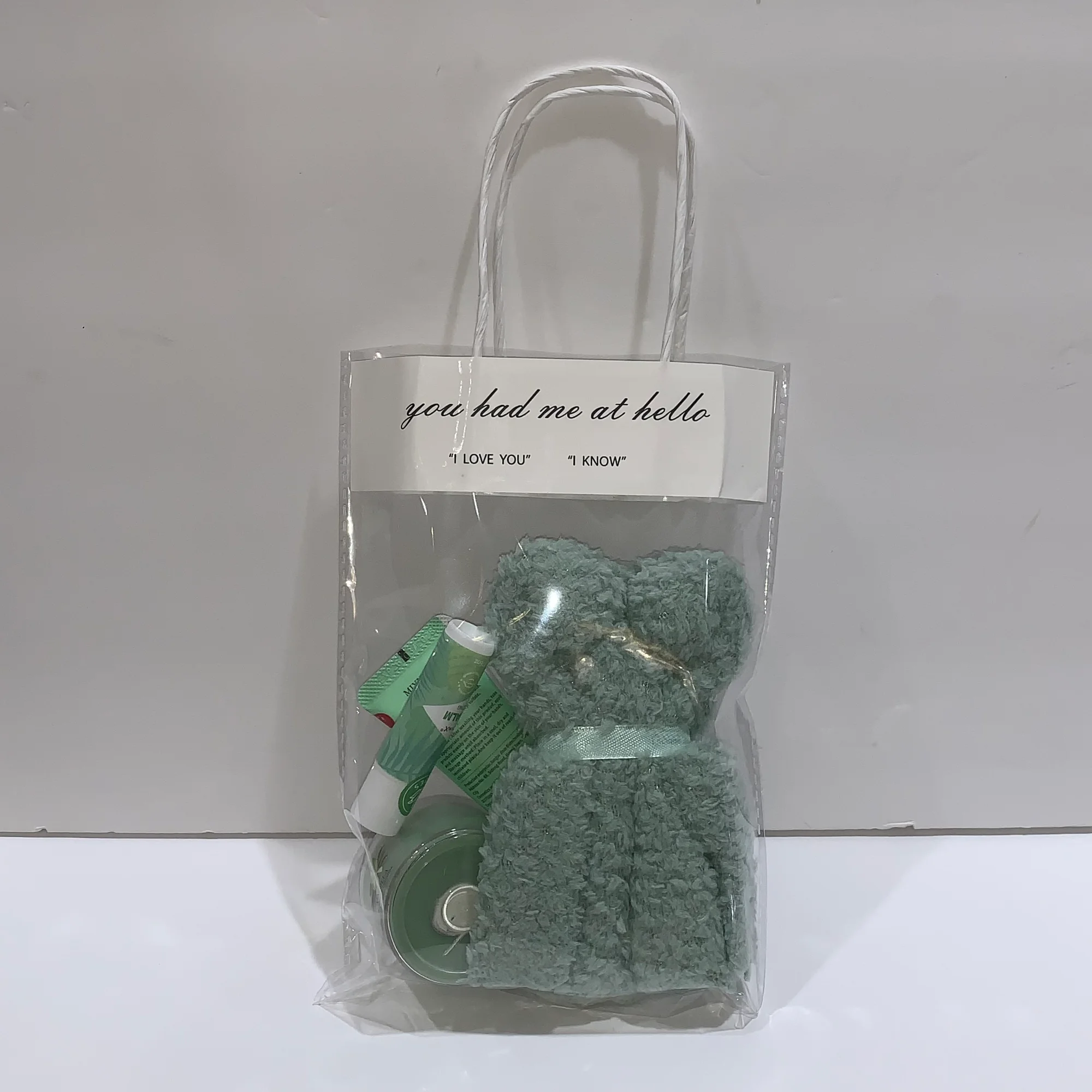 Hello Gift Bag – Mini Pamper Gift Set 🎀 product image 9
